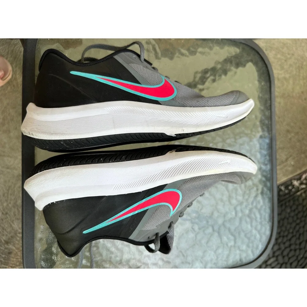 Nike Star Runner‎ Running Shoes Cushioned Lightweight Sneakers Youth 6.5Y